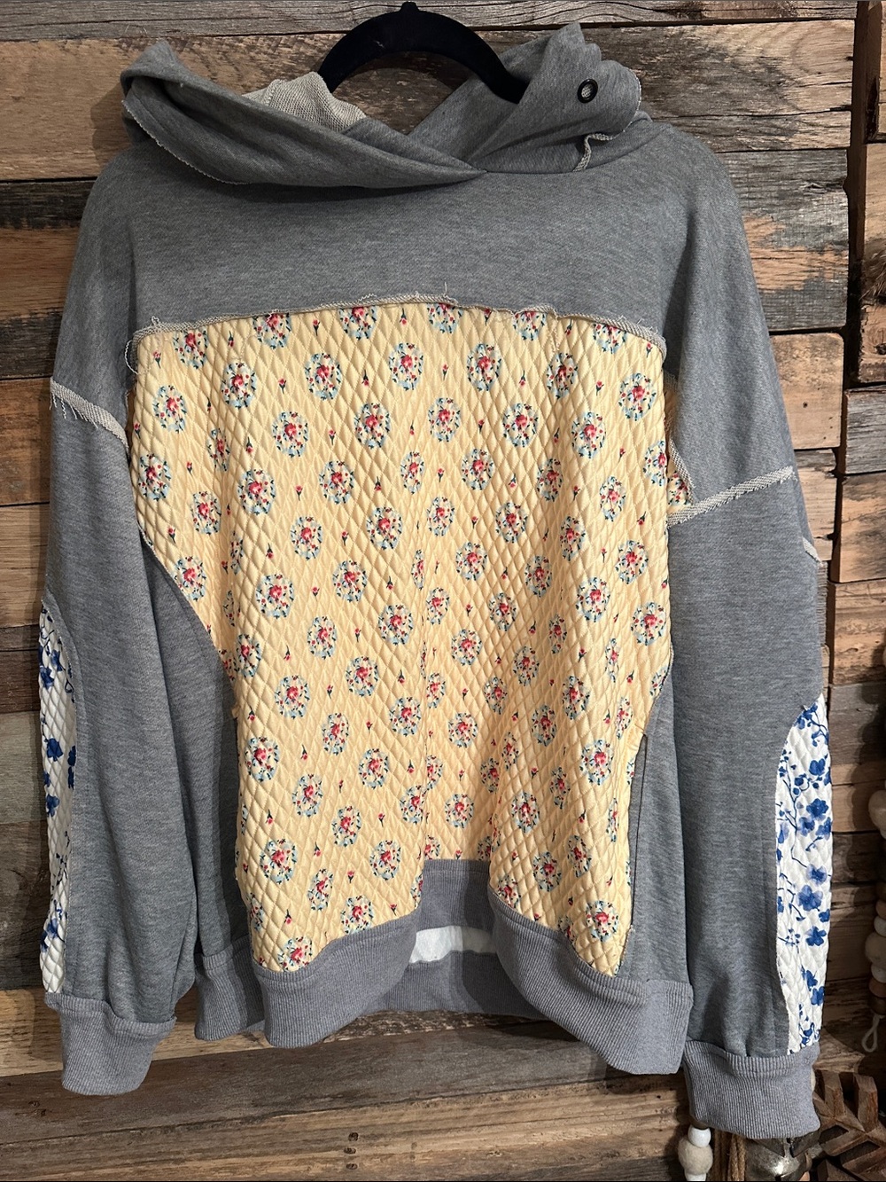 Free people dupe Quilt-Panel Hooded Pullover Sweatshirt in Gray and Yellow